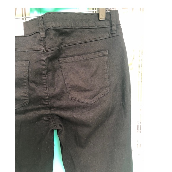 Scalloped hem jeans - Picture 15 of 15